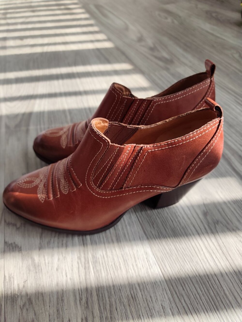 Nurture Women’s Ankle Boots – Size 7 (Brown Leather Western-Inspired Booties) - Picture 2 of 13
